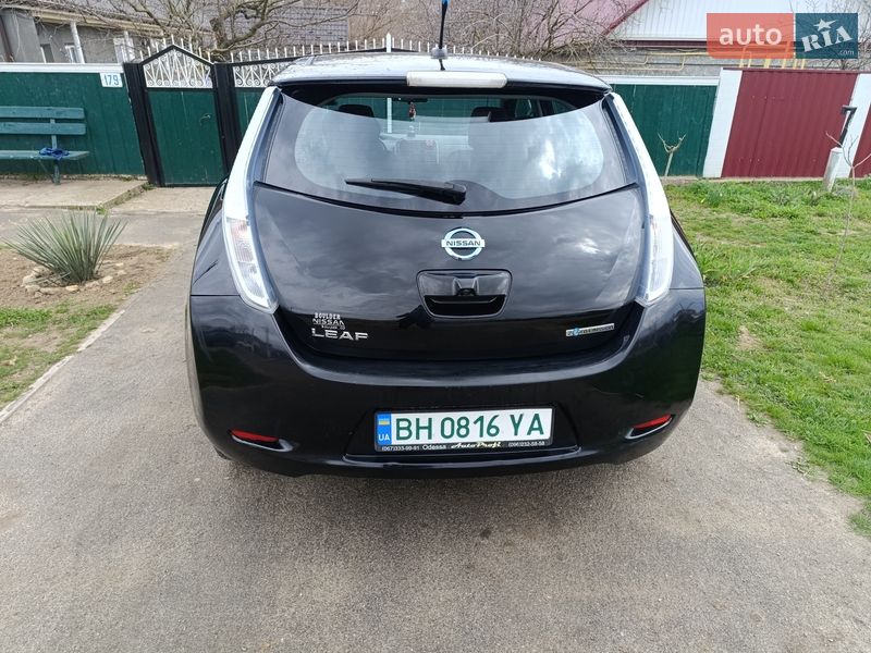 Хэтчбек Nissan Leaf 2013 в Болграде фото 6 Хэтчбек Nissan Leaf 2013 в Болграде