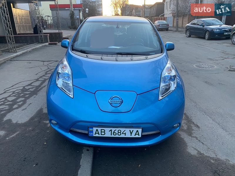 Хетчбек Nissan Leaf 2013 в Вінниці