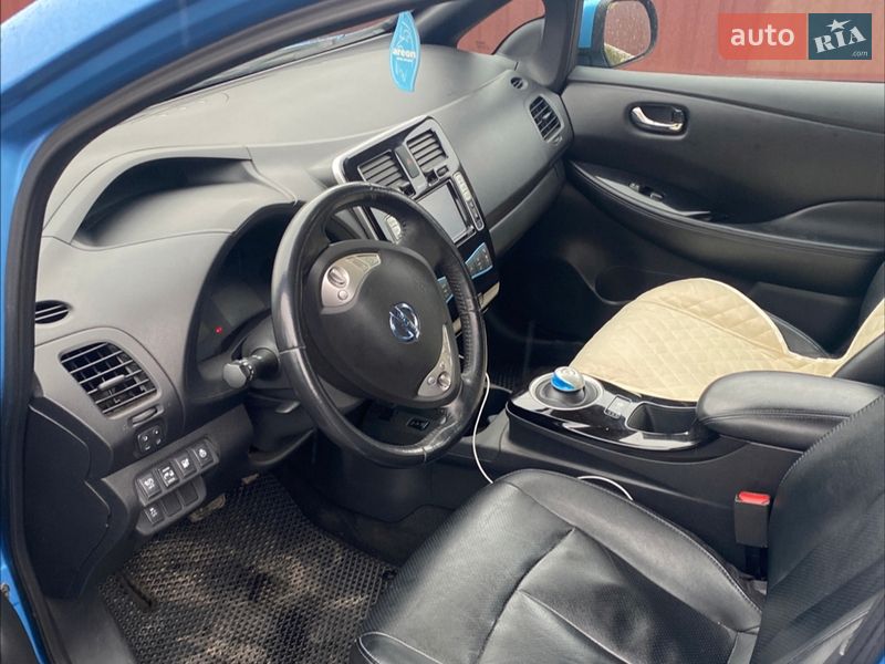 Хетчбек Nissan Leaf 2013 в Вінниці