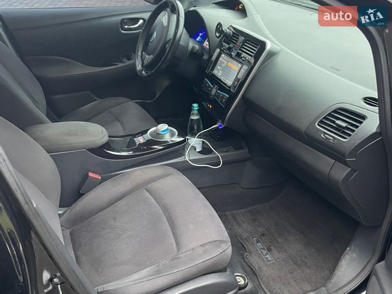 Хетчбек Nissan Leaf 2013 в Обухові