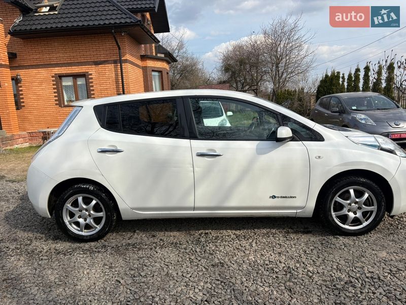 Хэтчбек Nissan Leaf 2014 в Луцке