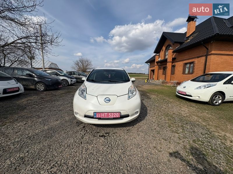 Хэтчбек Nissan Leaf 2014 в Луцке