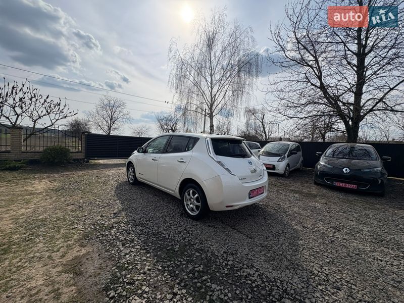 Хэтчбек Nissan Leaf 2014 в Луцке
