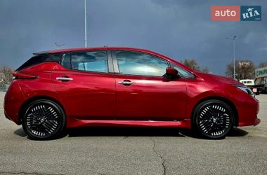 Хэтчбек Nissan Leaf 2024 в Днепре