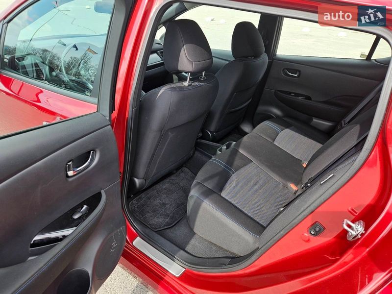 Хэтчбек Nissan Leaf 2024 в Днепре фото 30 Хэтчбек Nissan Leaf 2024 в Днепре