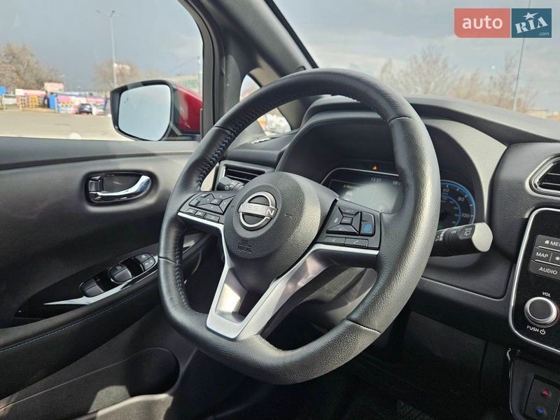 Хэтчбек Nissan Leaf 2024 в Днепре фото 33 Хэтчбек Nissan Leaf 2024 в Днепре