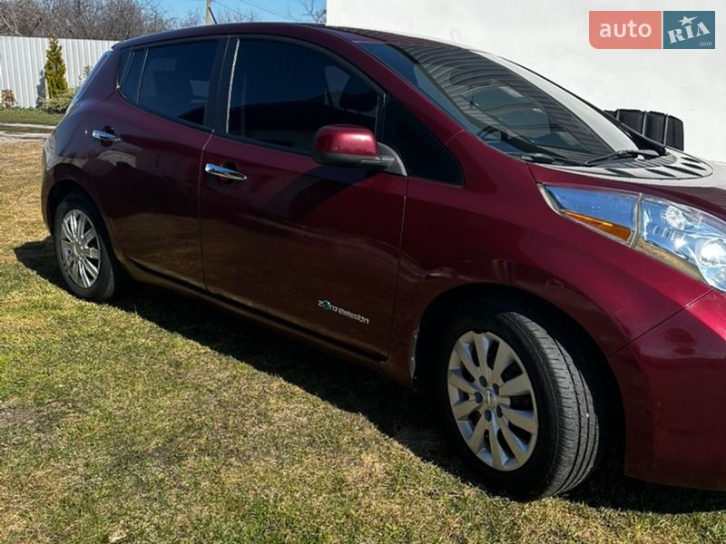 Хэтчбек Nissan Leaf 2016 в Полтаве фото 4 Хэтчбек Nissan Leaf 2016 в Полтаве