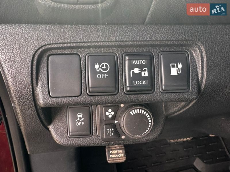 Хэтчбек Nissan Leaf 2016 в Полтаве фото 11 Хэтчбек Nissan Leaf 2016 в Полтаве