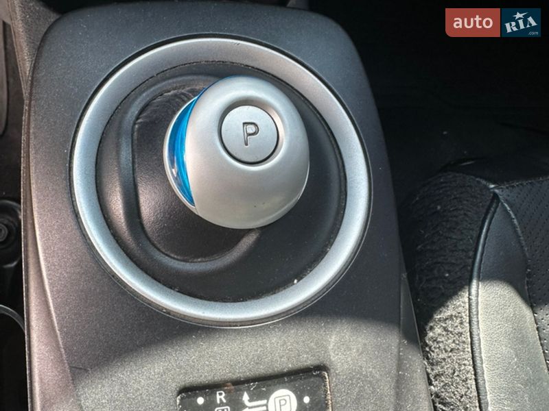 Хэтчбек Nissan Leaf 2016 в Полтаве фото 12 Хэтчбек Nissan Leaf 2016 в Полтаве