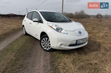 Хэтчбек Nissan Leaf 2013 в Киеве