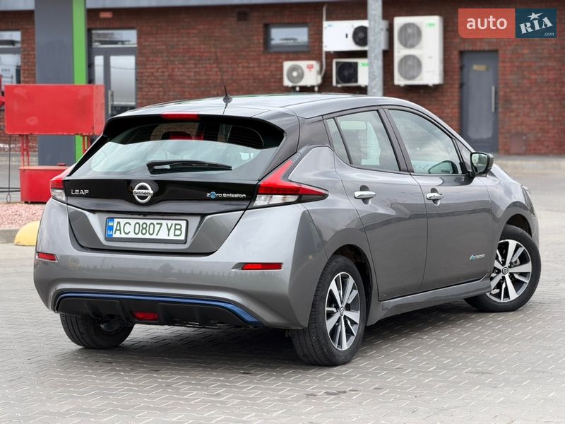 Хетчбек Nissan Leaf 2019 в Луцьку