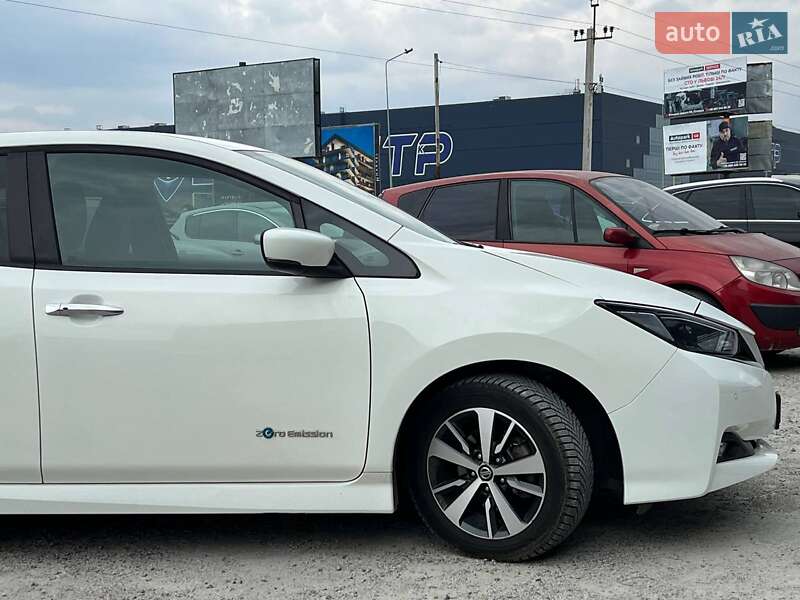 Хэтчбек Nissan Leaf 2018 в Львове фото 11 Хэтчбек Nissan Leaf 2018 в Львове