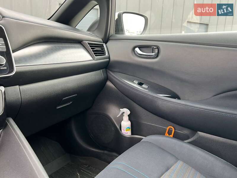 Хэтчбек Nissan Leaf 2018 в Львове фото 32 Хэтчбек Nissan Leaf 2018 в Львове