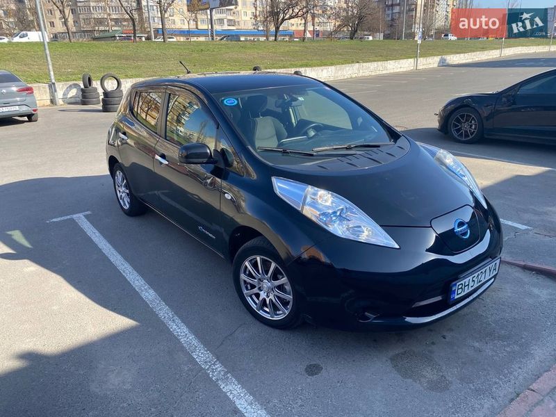 Хэтчбек Nissan Leaf 2015 в Одессе фото 3 Хэтчбек Nissan Leaf 2015 в Одессе