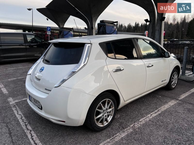 Хэтчбек Nissan Leaf 2016 в Умани фото 4 Хэтчбек Nissan Leaf 2016 в Умани