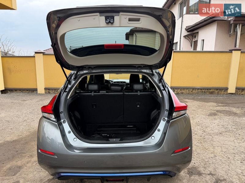 Хэтчбек Nissan Leaf 2020 в Львове