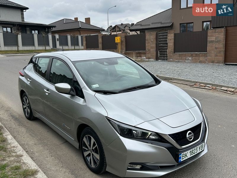 Хетчбек Nissan Leaf 2019 в Рівному фото 2 Хетчбек Nissan Leaf 2019 в Рівному