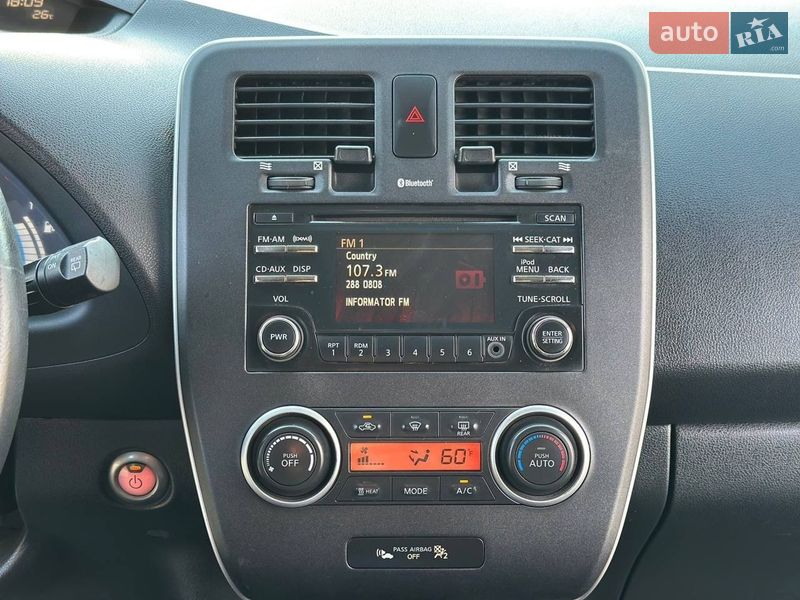 Хэтчбек Nissan Leaf 2015 в Желтых Водах фото 10 Хэтчбек Nissan Leaf 2015 в Желтых Водах