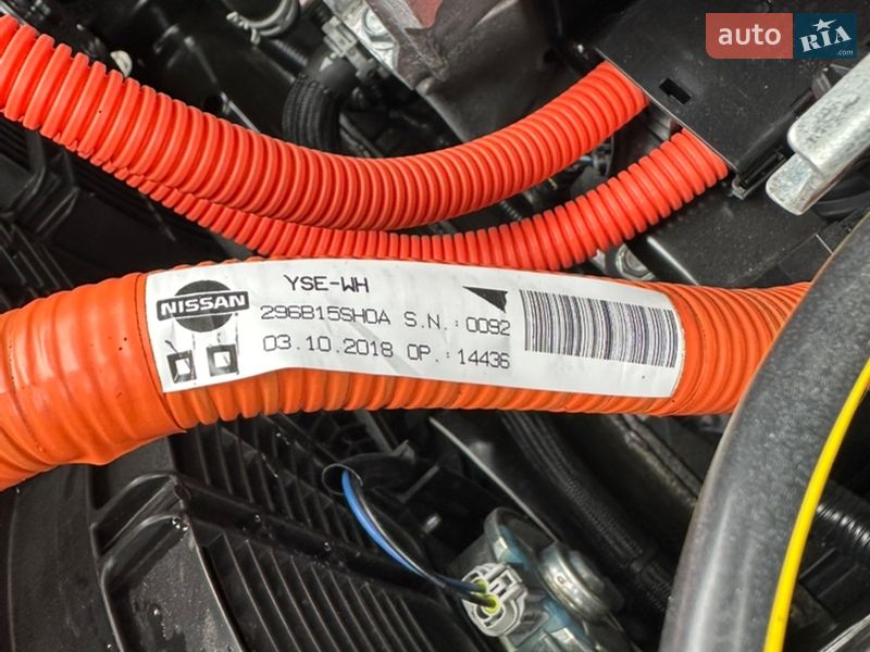 Хэтчбек Nissan Leaf 2018 в Черновцах