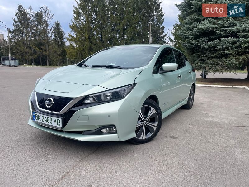 Хэтчбек Nissan Leaf 2018 в Ровно фото 12 Хэтчбек Nissan Leaf 2018 в Ровно