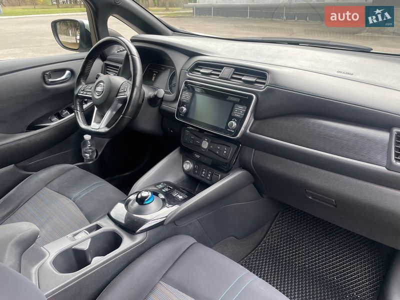 Хэтчбек Nissan Leaf 2018 в Ровно фото 27 Хэтчбек Nissan Leaf 2018 в Ровно