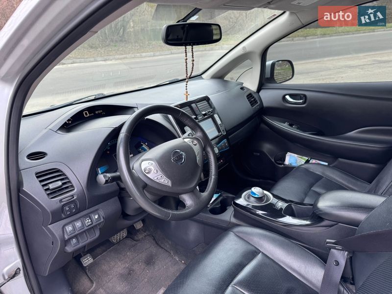 Хэтчбек Nissan Leaf 2015 в Полтаве фото 26 Хэтчбек Nissan Leaf 2015 в Полтаве