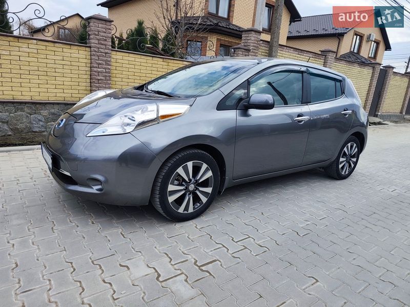 Хэтчбек Nissan Leaf 2014 в Виннице