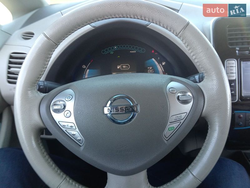 Хэтчбек Nissan Leaf 2013 в Киеве фото 16 Хэтчбек Nissan Leaf 2013 в Киеве