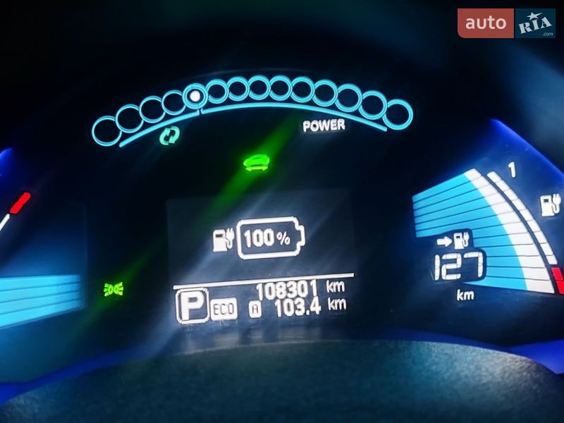 Хэтчбек Nissan Leaf 2013 в Каменец-Подольском