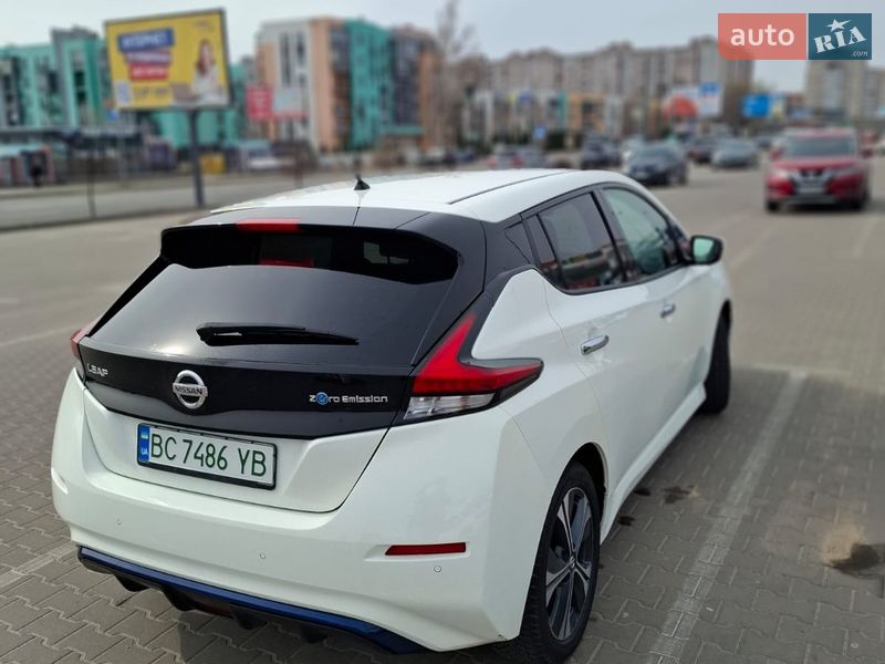 Хэтчбек Nissan Leaf 2020 в Софиевской Борщаговке фото 12 Хэтчбек Nissan Leaf 2020 в Софиевской Борщаговке