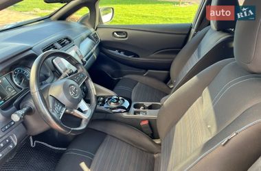 Хэтчбек Nissan Leaf 2020 в Виннице