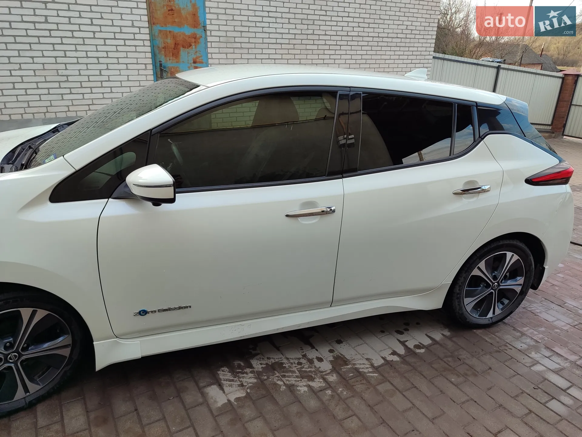 2019 Nissan Leaf - мініатюра 17