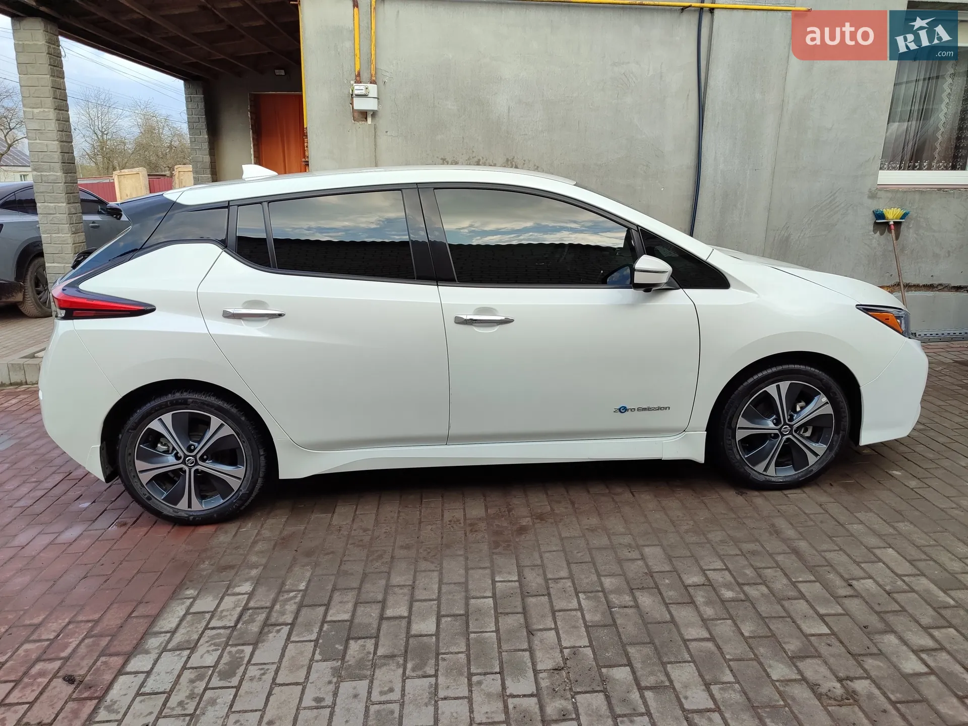 2019 Nissan Leaf - мініатюра 21