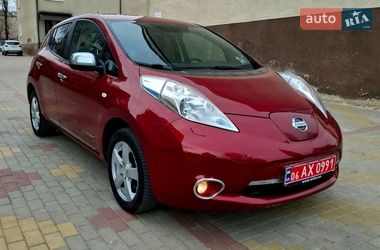Хетчбек Nissan Leaf 2015 в Звягелі