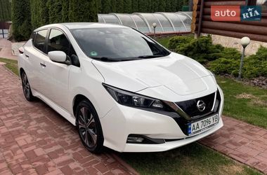 Хетчбек Nissan Leaf 2022 в Києві