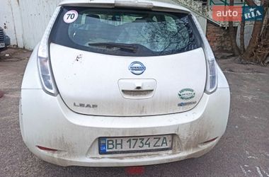 Хэтчбек Nissan Leaf 2015 в Одессе