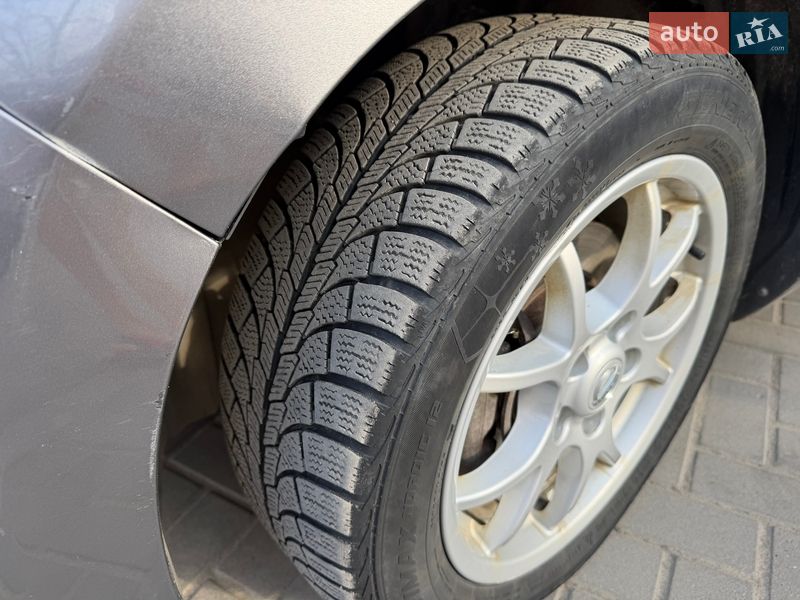 Хетчбек Nissan Leaf 2013 в Ірпені