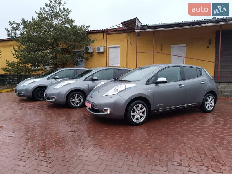 Хетчбек Nissan Leaf 2014 в Рівному