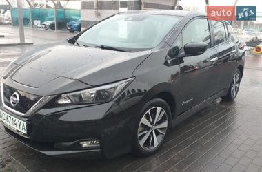 Хетчбек Nissan Leaf 2018 в Луцьку