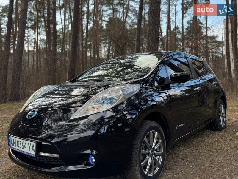 Хетчбек Nissan Leaf 2016 в Житомирі