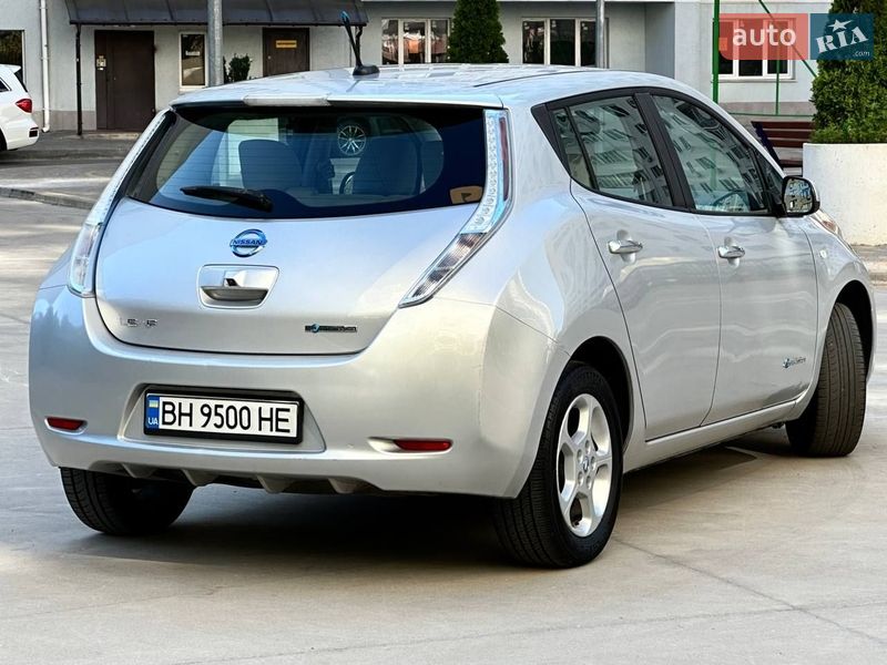 Хэтчбек Nissan Leaf 2014 в Одессе