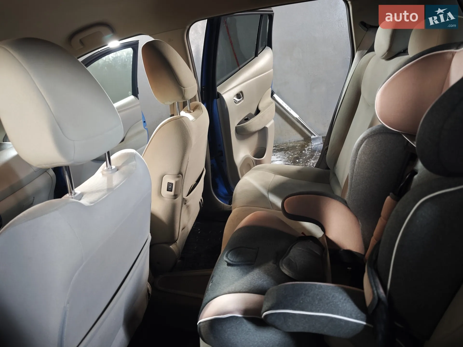 2012 Nissan Leaf - мініатюра 9
