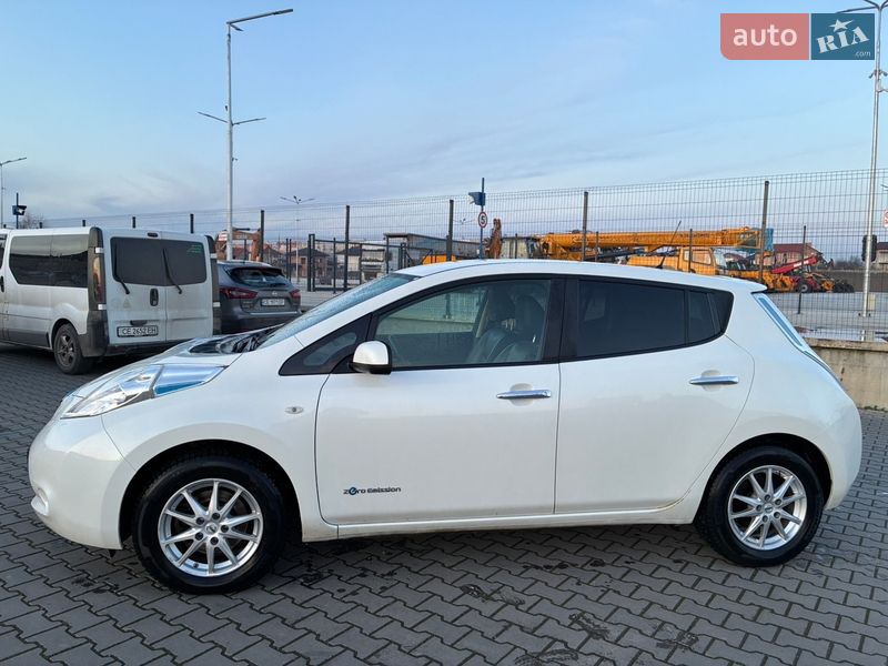 Хэтчбек Nissan Leaf 2017 в Черновцах