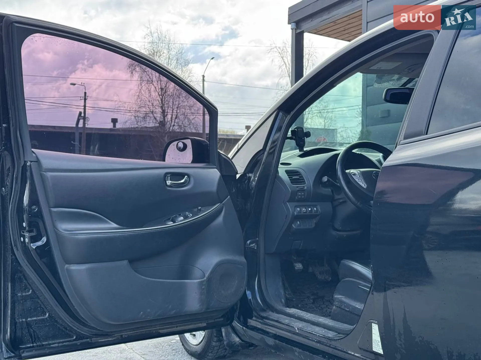2013 Nissan Leaf - мініатюра 18