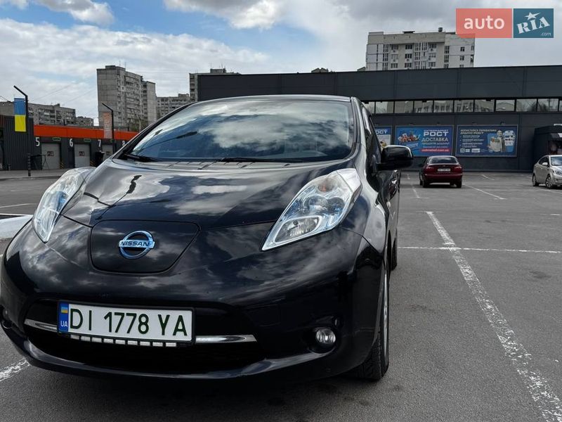 Nissan Leaf 2012