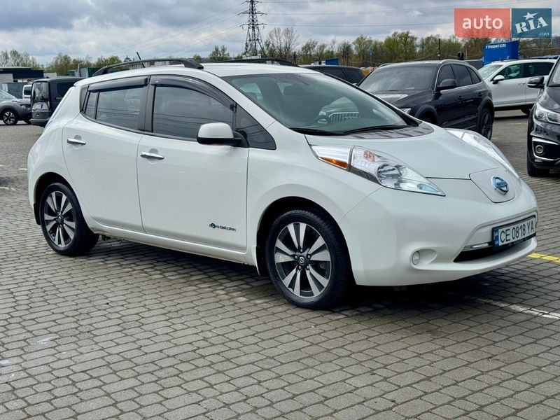 Хэтчбек Nissan Leaf 2016 в Черновцах