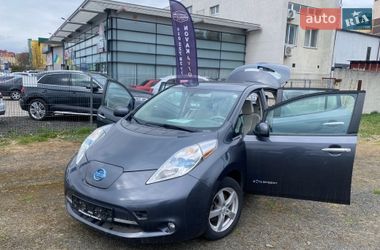 Хэтчбек Nissan Leaf 2013 в Луцке