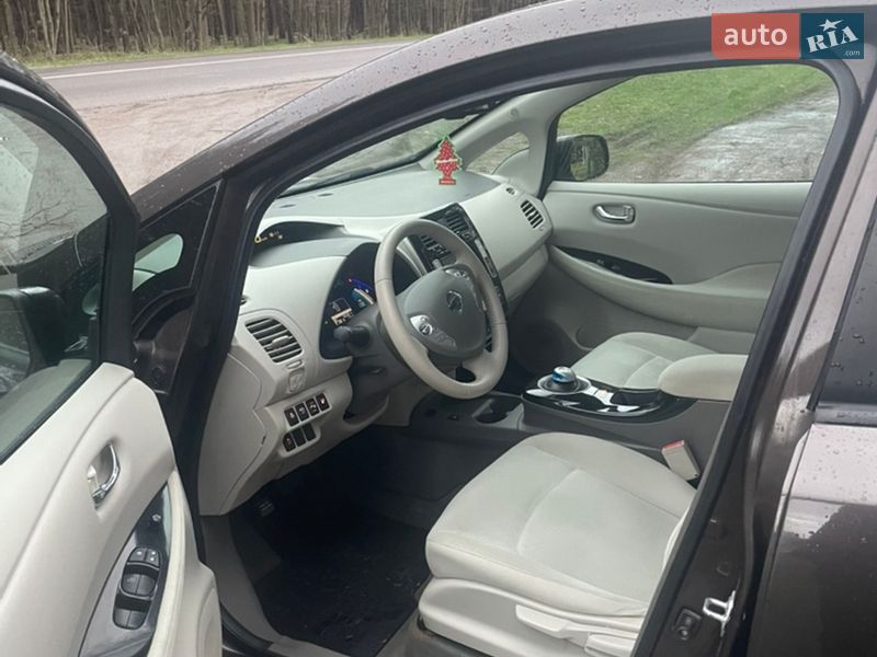Хетчбек Nissan Leaf 2016 в Костопілі фото 10 Хетчбек Nissan Leaf 2016 в Костопілі