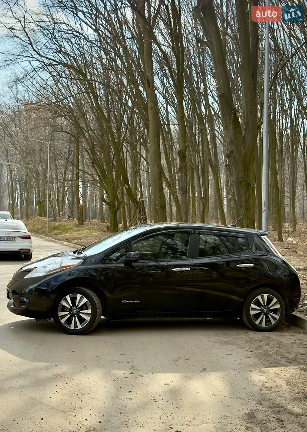 2017 Nissan Leaf - мініатюра 4