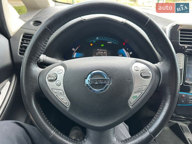 Хетчбек Nissan Leaf 2015 в Запоріжжі фото 8 Хетчбек Nissan Leaf 2015 в Запоріжжі